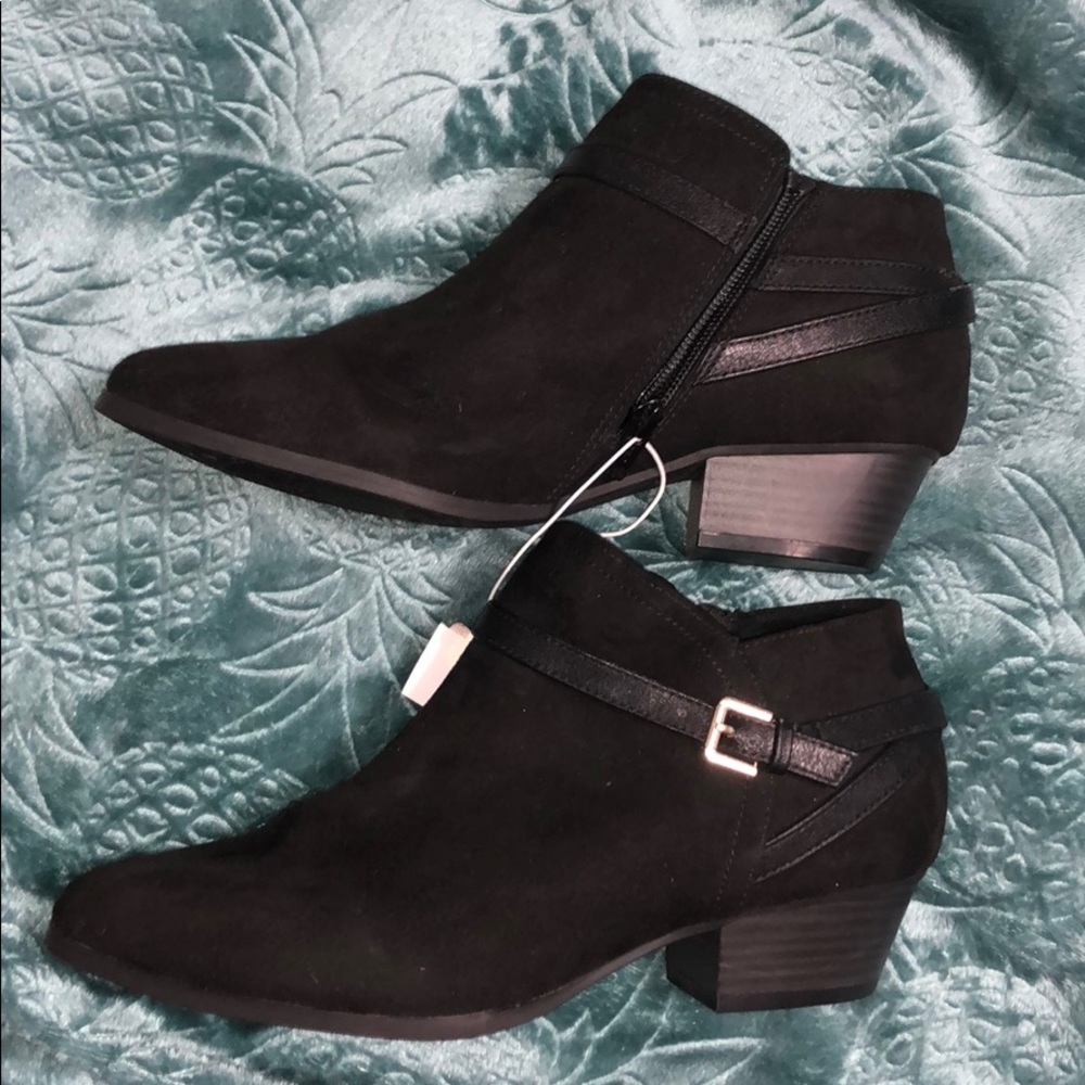 Old navy never been worn!